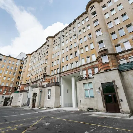 アパート Chmielna City Centre ワルシャワ